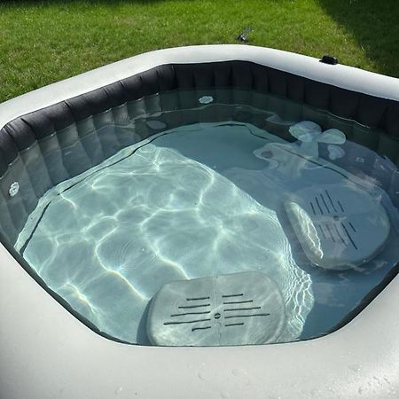 Traumhafte Haushaelfte Mit Kamin, Garten & Whirlpool Daire Berlin Dış mekan fotoğraf